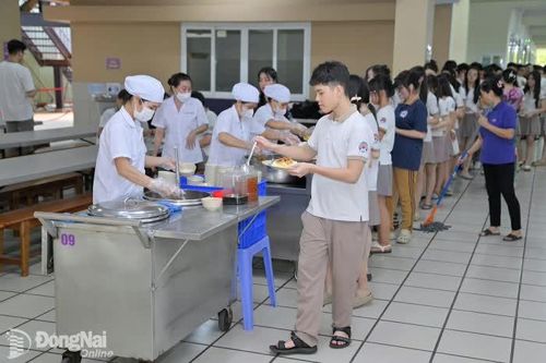 Trường tư tìm giải pháp để đứng vững