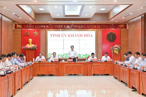 Ban Thường vụ Tỉnh ủy Khánh Hòa kiểm điểm, đánh giá, xếp loại tập thể, cá nhân năm 2025