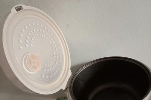 Cách vệ sinh nồi cơm điện
