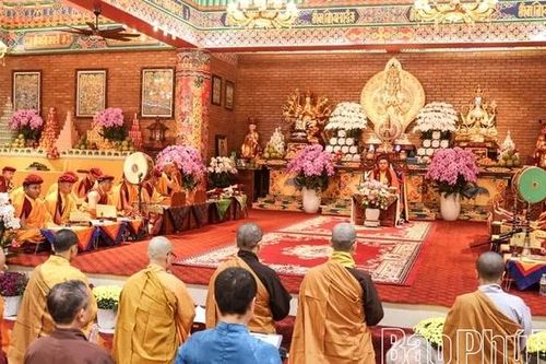 Đoàn phật giáo Drukpa Ấn Độ hoạt động tôn giáo tại chùa Quế Lâm