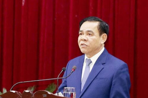 Thảo luận tại Kỳ họp thứ Ba mươi lăm, HĐND tỉnh Nghệ An Bảo đảm mục tiêu tăng trưởng, tăng tốc bố trí tái định cư an toàn