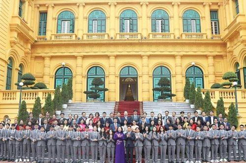 Vinh danh học sinh đoạt giải Olympic và khoa học kỹ thuật quốc tế năm 2025