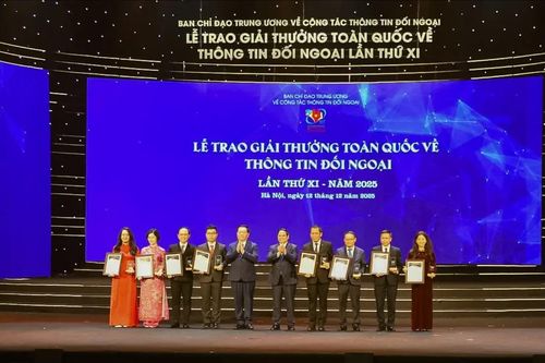 Lễ trao giải thưởng toàn quốc về thông tin đối ngoại