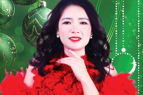 Nhà thiết kế Hoàng Ly - Chủ thương hiệu Áo dài Hoàng Ly, Chủ tịch CLB Văn hóa Áo dài Việt Nam: Ba thập kỷ dệt nên di sản áo dài từ đam mê thuần khiết