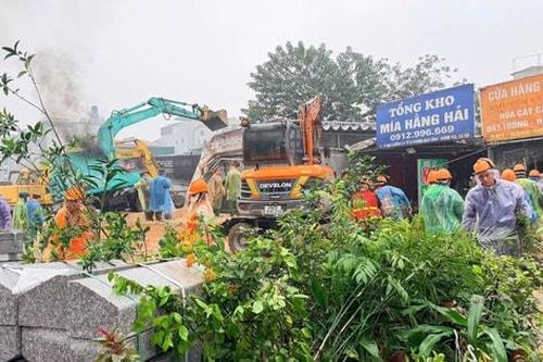Các phường Hoàng Liệt, Vĩnh Hưng, Yên Sở, Định Công đồng loạt ra quân lập lại trật tự đô thị