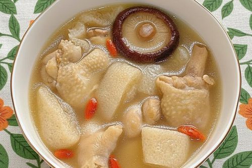 Gió mùa về, nhà nào cũng nên có nồi canh này: Vừa là 'thuốc bổ' tăng đề kháng, vừa thơm ngon đến giọt cuối cùng