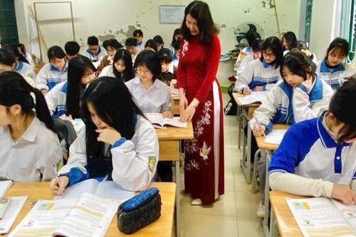 Bốn nhóm giáo viên được 'đặc cách' tuyển thẳng, hưởng phụ cấp 150%