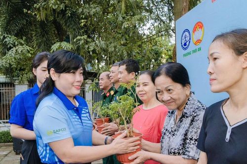 TP Hồ Chí Minh: Sôi nổi ngày chủ nhật xanh 'Vì thành phố văn minh, sạch đẹp, an toàn'