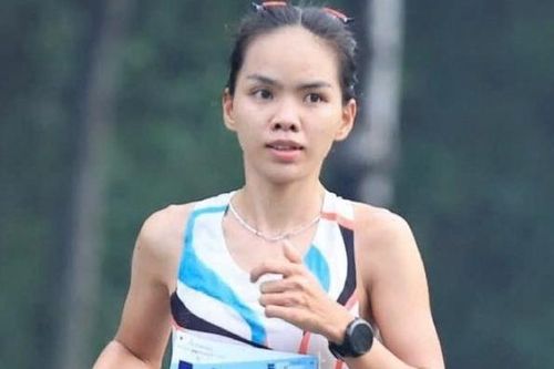 Hai nữ VĐV marathon Việt Nam phải cấp cứu do kiệt sức ở SEA Games 33