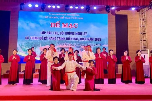 Phú Thọ: Bế mạc lớp bồi dưỡng kỹ năng thực hành, trình diễn hát Xoan
