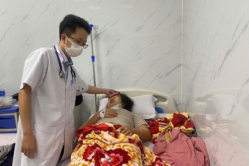 Số ca ngộ độc tiếp tục tăng sau khi ăn bánh mì cùng một hệ thống cửa hàng