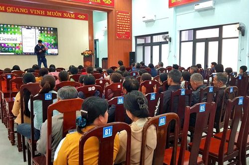 TP. Huế: 'Bình dân học vụ số' là cầu nối giảm nghèo thông tin
