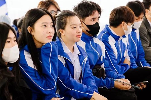 Sinh viên tốt nghiệp xuất sắc được hỗ trợ 150 triệu đồng khi tuyển dụng