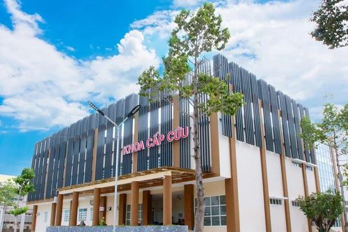 Nghi ngộ độc bánh mì, 36 người nhập viện tại Lâm Đồng