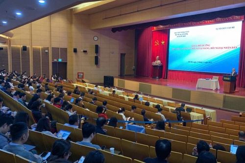 Bồi dưỡng kiến thức về đối ngoại Đảng, đối ngoại nhân dân cho công chức, viên chức Bộ Ngoại giao