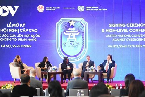 Ngăn chặn bất bình đẳng giới 'thực' trên môi trường 'ảo'