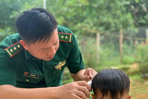 Người lính trẻ giữ bình yên nơi dải biên cương Nghệ An