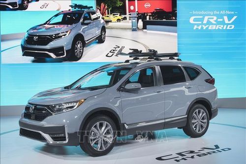Giá xe ô tô 'lao dốc' dịp cuối năm