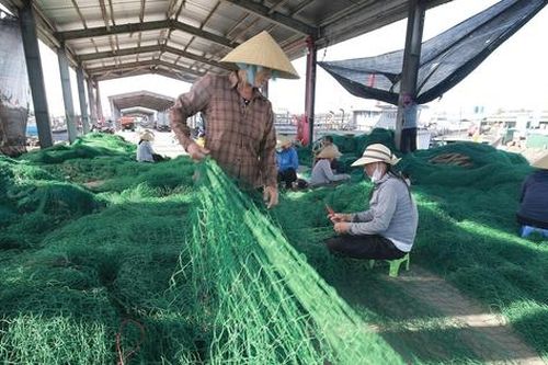 Nghề đặc biệt ở làng chài
