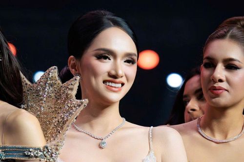 Thêm biến căng với cuộc thi mà Hương Giang tham gia
