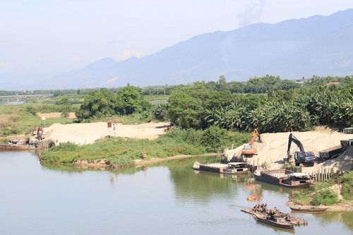 Từ làng ra phố, từ phố về làng