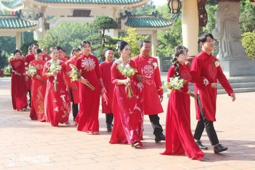 Ấm áp đám cưới của 12 cặp đôi công nhân lao động tại Đồng Nai