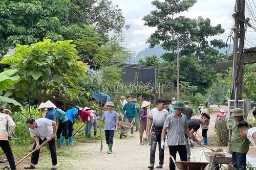 Nông dân Yên Bình chung sức xây dựng nông thôn mới