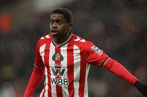 MU nhắm 'tiểu Kante' Noah Sadiki, quyết giữ chân Mainoo