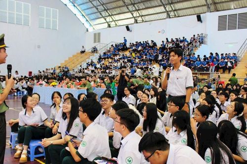 Lan tỏa chương trình Workshop 'Hành trang số an toàn'