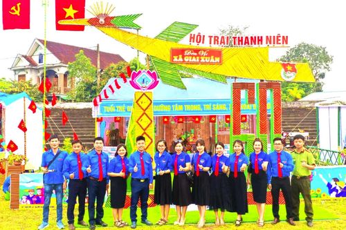 Vun đắp tình quê chung