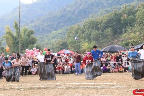 Sôi nổi các trò chơi dân gian ở Tường Hạ