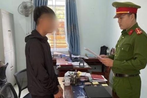 Bắt 2 đối tượng chuốc rượu say rồi xâm hại thiếu nữ
