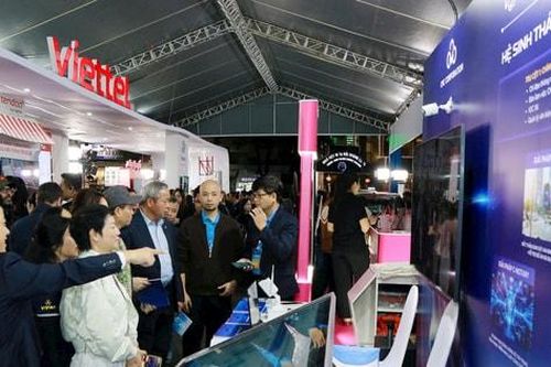 CMC ra mắt hệ sinh thái chuyển đổi số toàn diện cấp phường, xã tại TECHFEST 2025