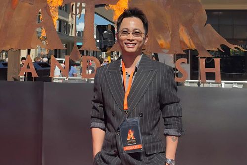 Màn rap tặng đạo diễn 'Avatar' của Rhymastic