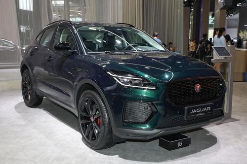 Jaguar vẫn tiếp tục bán xe xăng ở Trung Quốc