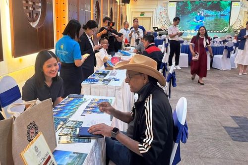 Doanh nghiệp Malaysia tìm kiếm cơ hội hợp tác, thúc đẩy du lịch Khánh Hòa
