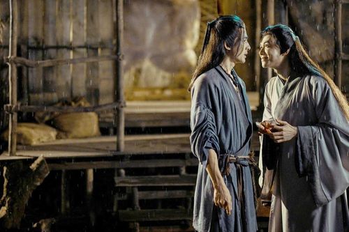 Phim 'Hoàng tử quỷ': Dù chăm chút, nhưng chưa đủ bứt phá
