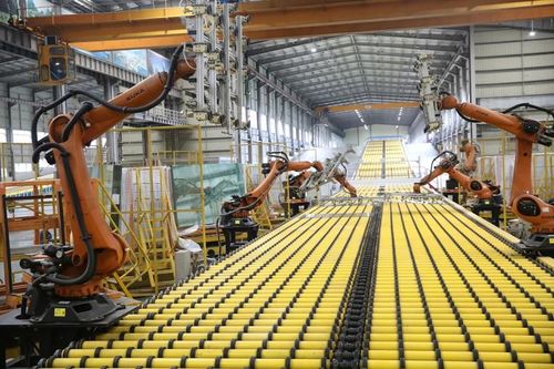 Robot công nghiệp tạo bước ngoặt cho sản xuất thông minh tại Việt Nam