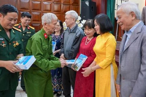 Những trang viết gửi lại hòa bình