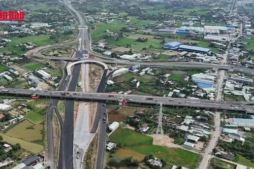 Nút giao Mỹ Yên dần hoàn thiện, kết nối ba tuyến cao tốc trọng điểm