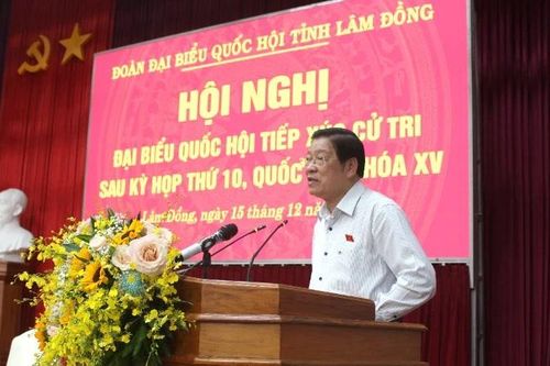 Đồng chí Phan Đình Trạc tiếp xúc cử tri tại Lâm Đồng