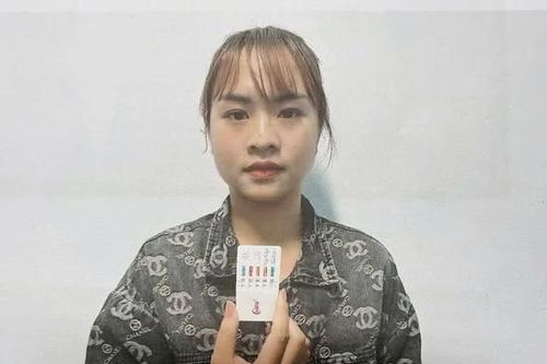 Lợi dụng lúc nhà trai đi đón dâu, em họ chú rể trộm tiền của gia chủ
