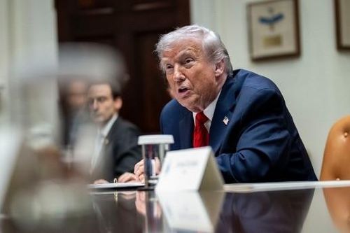 Ông Trump lo đảng Cộng hòa không giữ được Hạ viện trong bầu cử giữa kỳ Mỹ