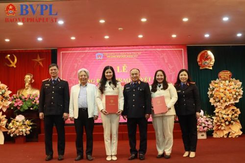 Trường Đại học Kiểm sát công bố và trao Quyết định bổ nhiệm chức danh Phó Giáo sư năm 2025