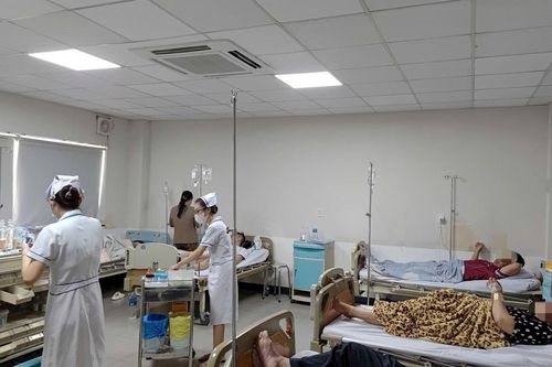 Vụ nghi ngộ độc thực phẩm tại Phan Thiết: Tạm ngừng hoạt động cơ sở kinh doanh bánh mì
