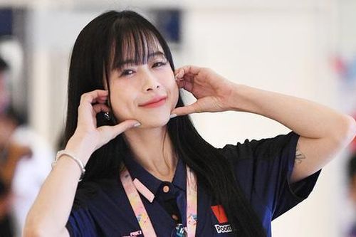 'Chị đẹp đi đường quyền' chiếm trọn spotlight trên khán đài SEA Games
