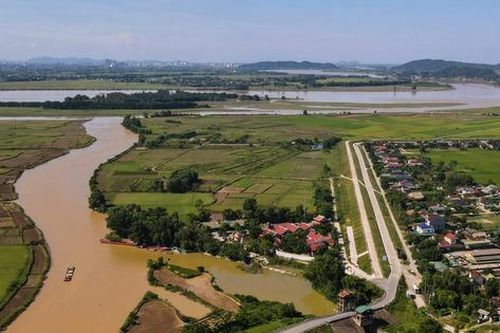 Hà Tĩnh: Đẩy nhanh tiến độ gia cố tuyến đê xuống cấp, bảo vệ an toàn vùng hạ du