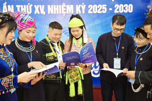 Những bông hoa đẹp, đầy sắc hương trong ngày hội lớn của tuổi trẻ Lạng Sơn