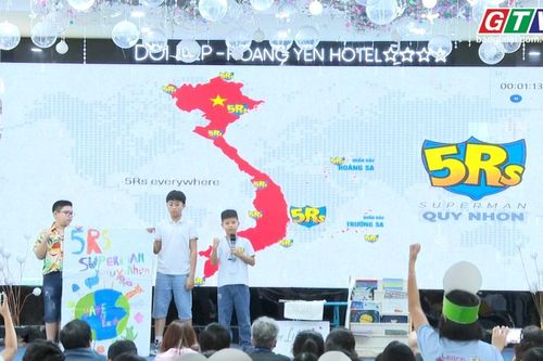 Ngập tràn năng lượng tại Chung kết Tài năng tiếng Anh tỉnh Gia Lai 2025