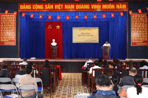 Hơn 150 học viên được bồi dưỡng kiến thức dân tộc
